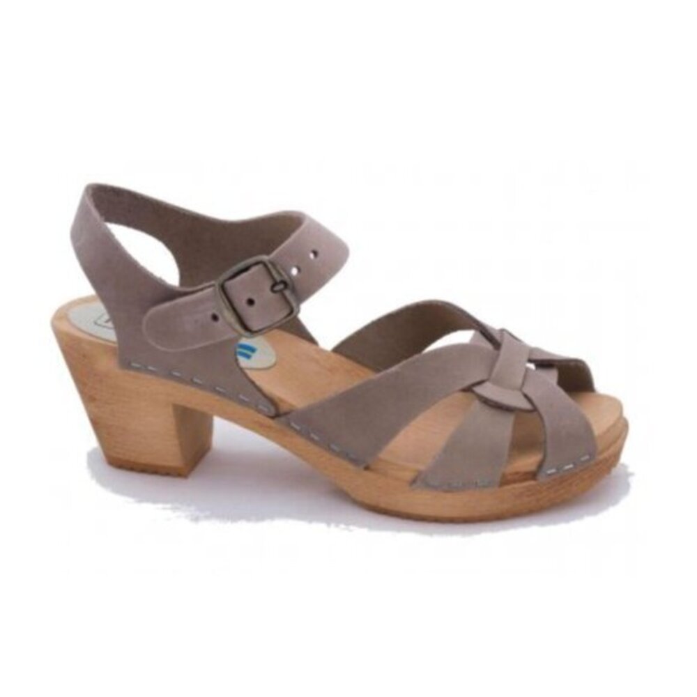 Moheda 'Sandy' Swedish Wooden Braided Clog Sandal in Orange Size 40